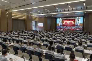 增底氣、強干勁！中國巨石黨員干部熱議黨的二十大報告